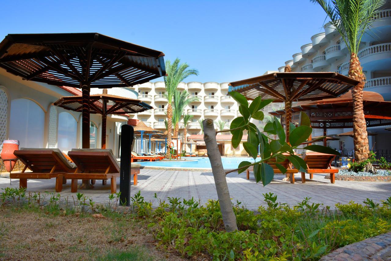 Отель Hawaii Riviera Club Aqua Park - Families And Couples Only Хургада Экстерьер фото